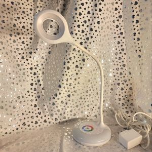 Lansing with color change light up base